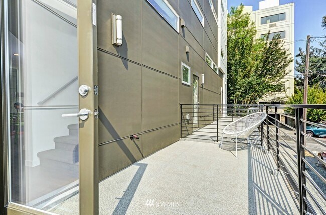 467 14th Ave in Seattle, WA - Building Photo - Building Photo