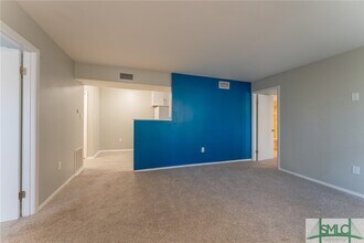 401 N Cromwell Rd in Savannah, GA - Building Photo - Building Photo
