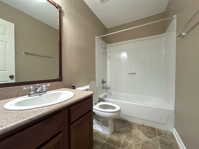 6139 Springbrook Garden Ln