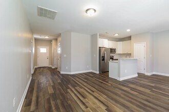 1020 N Oakwood St in Gastonia, NC - Building Photo - Building Photo