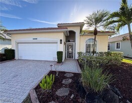14255 Reflection Lakes Dr in Ft. Myers, FL - Building Photo