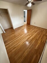 472 Kirkman Ave in Elmont, NY - Building Photo - Building Photo