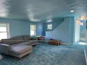 11 Garrison Rd, Unit 11 in Arlington, MA - Building Photo - Building Photo