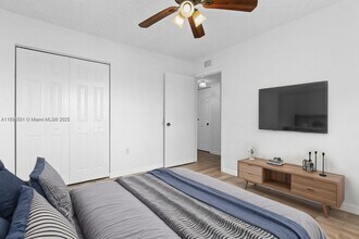 5736 W 26th Ave in Hialeah, FL - Building Photo - Building Photo