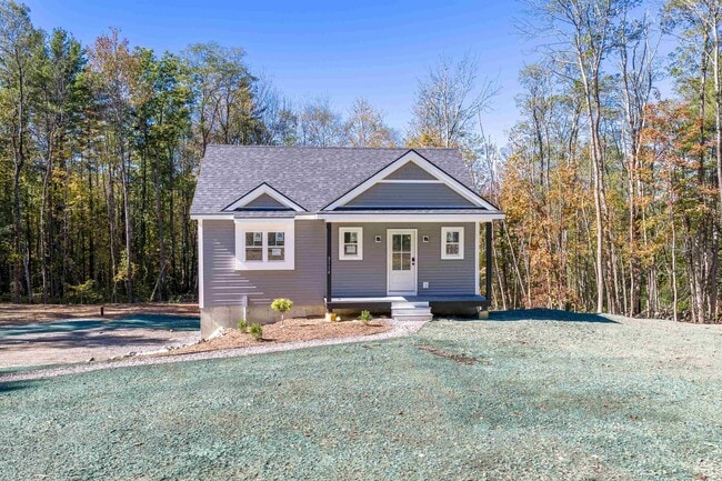 3114 Parade Rd in Laconia, NH - Building Photo - Building Photo