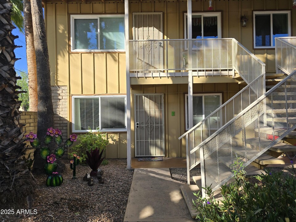 90 W Yavapai St in Wickenburg, AZ - Building Photo