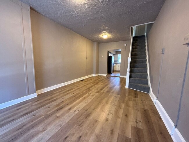 820 N Curley St in Baltimore, MD - Building Photo - Building Photo