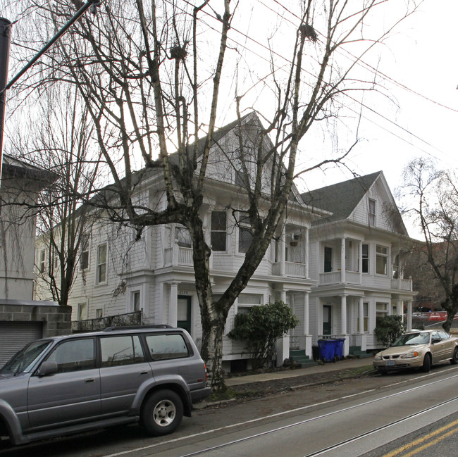 2130-2138 NW Lovejoy St in Portland, OR - Building Photo - Building Photo