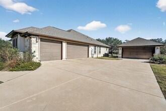 112 Sweetleaf Cv in Georgetown, TX - Building Photo - Building Photo