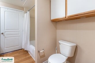 1501 Westpark View Dr, Unit 1232 in Fort Worth, TX - Foto de edificio - Building Photo