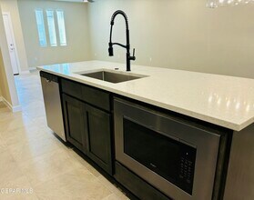 545 Osier Dr in Canutillo, TX - Building Photo - Building Photo