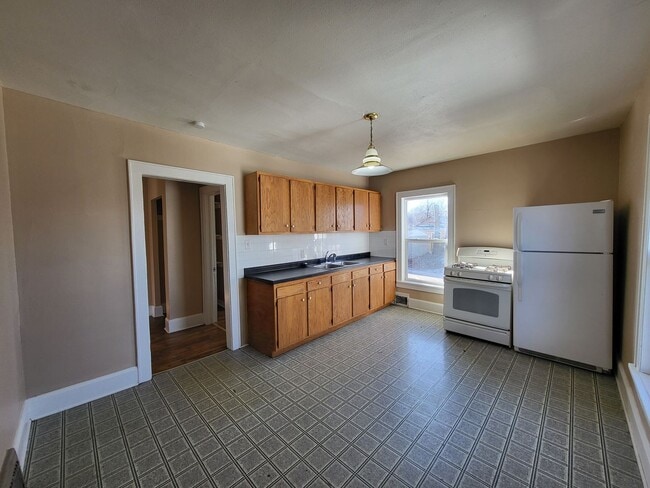 3914-3916 2nd Ave in Des Moines, IA - Building Photo - Building Photo