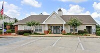 Building Photo - Reserve at Park Place Apartment Homes in Hattiesburg, Mississippi