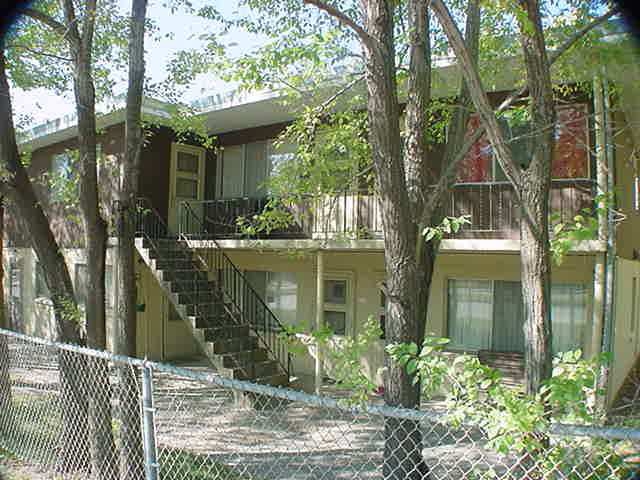 Vista View Apartments in Burnsville, MN - Building Photo - Building Photo