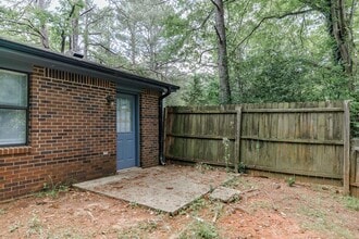 1182 Whit Davis Rd in Athens, GA - Building Photo - Building Photo