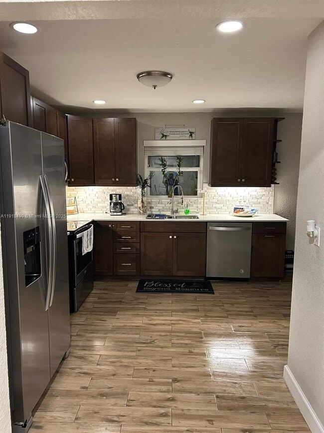 5289 N Andrews Ave in Fort Lauderdale, FL - Building Photo - Building Photo