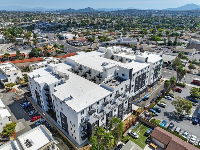 64 Forty in San Diego, CA - Building Photo - Building Photo