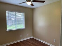 15807 Beechnut St photo'