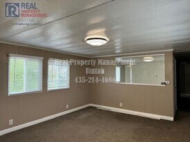 280 E 100 N in Myton, UT - Building Photo