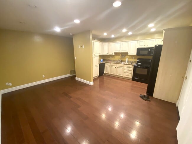 73 F St E, Unit 2 in Salt Lake City, UT - Building Photo - Building Photo