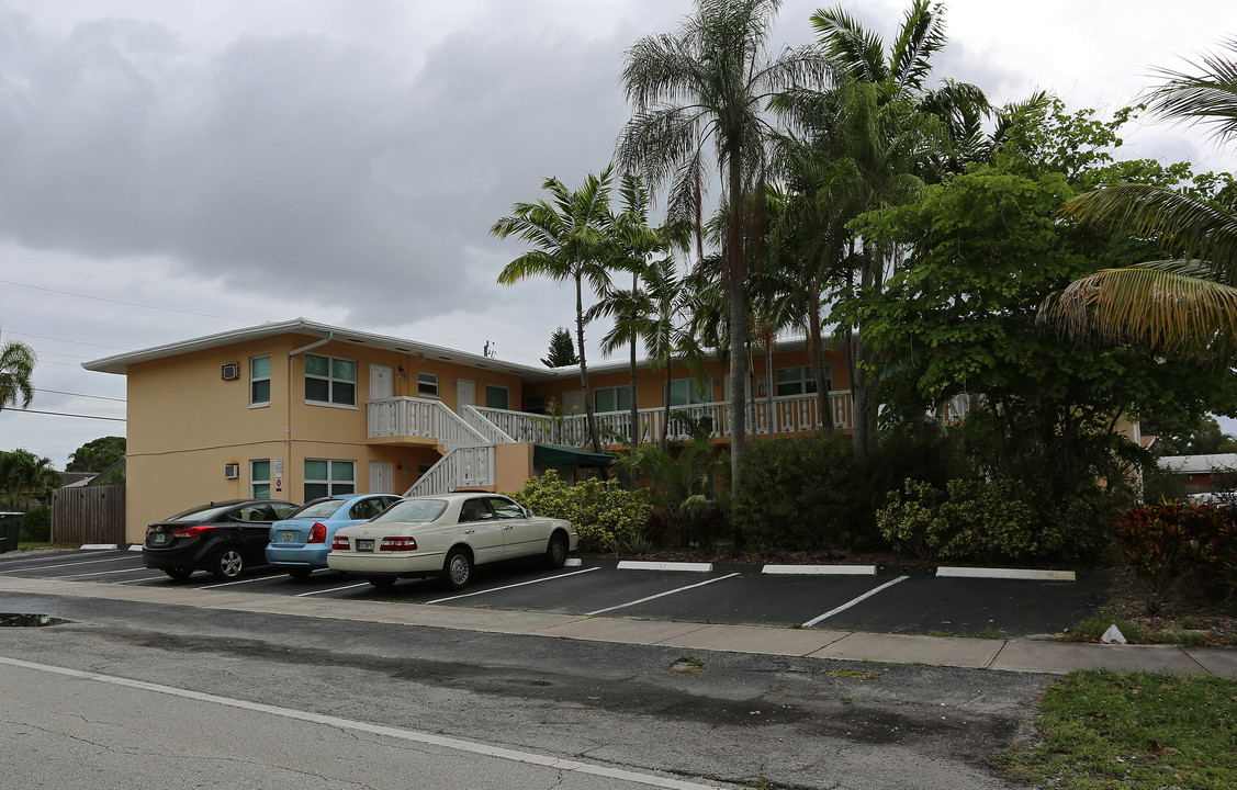 501 NE 23rd St in Wilton Manors, FL - Building Photo