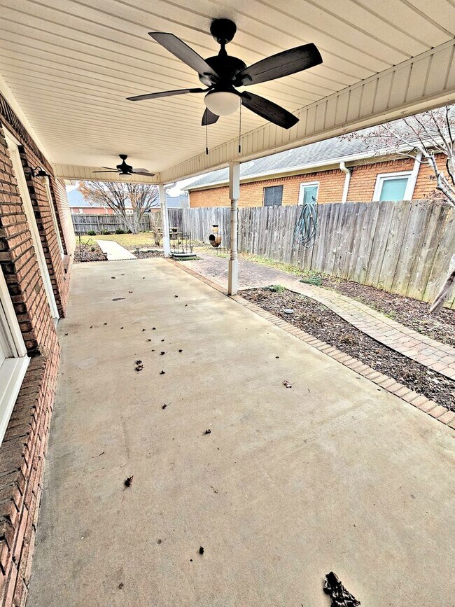 2208 Yorkshire SE in Decatur, AL - Building Photo - Building Photo