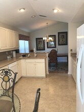 2452 Addington Cir in Rockledge, FL - Foto de edificio - Building Photo