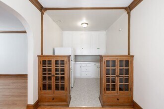 3400 Harriet Ave S in Minneapolis, MN - Building Photo - Interior Photo