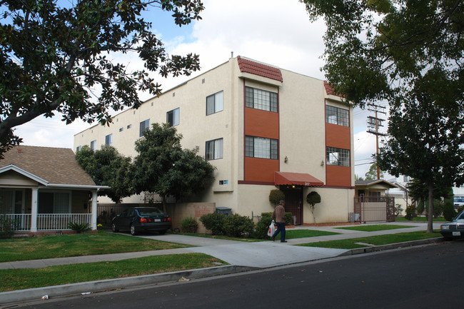 317 S Griswold St in Glendale, CA - Foto de edificio - Building Photo