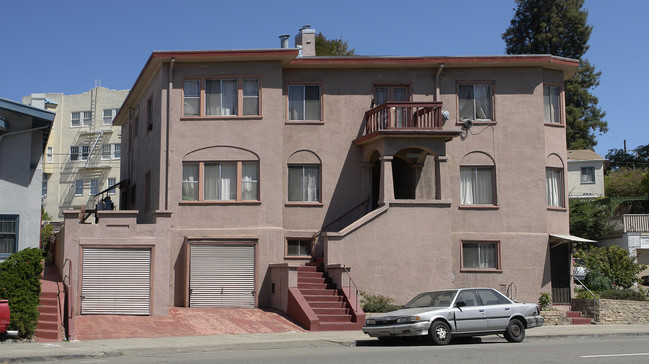 2469-2471 Park Blvd in Oakland, CA - Building Photo - Building Photo