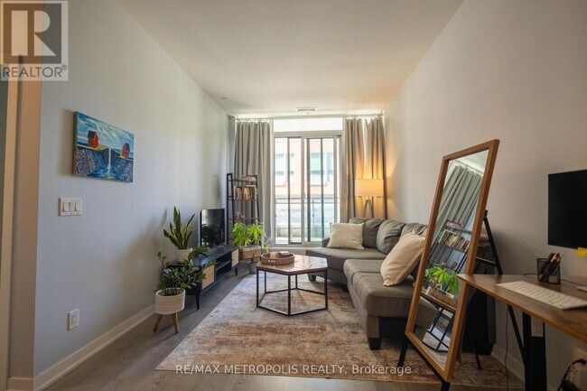 property at 85 Duke St W