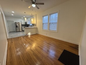 1713 N Central Ave, Unit 1 in Chicago, IL - Building Photo - Building Photo