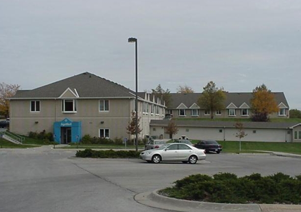 Immanuel Village in Omaha, NE - Foto de edificio - Building Photo