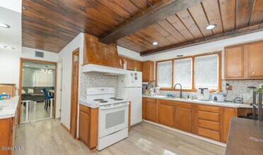 1410 Stanford St in Schenectady, NY - Building Photo - Building Photo