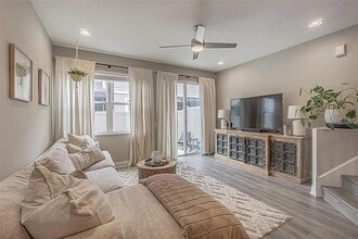 2479 Foggy Creek Cir in Clearwater, FL - Building Photo - Building Photo