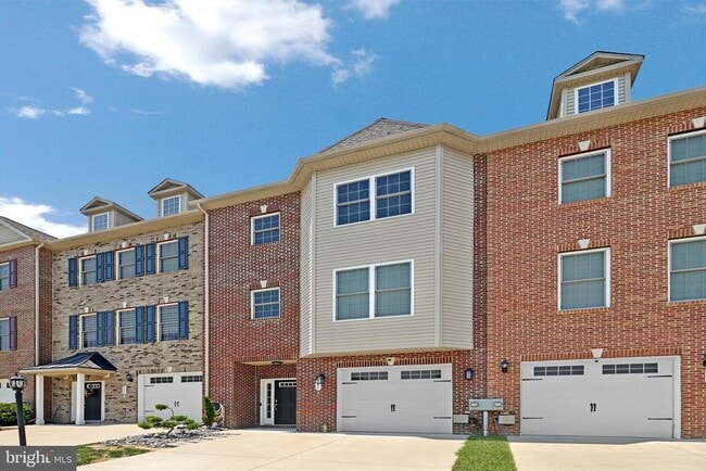 property at 947 Rye Dr