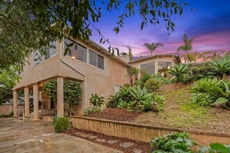 6430 La Jolla Scenic S Dr in San Diego, CA - Building Photo - Building Photo