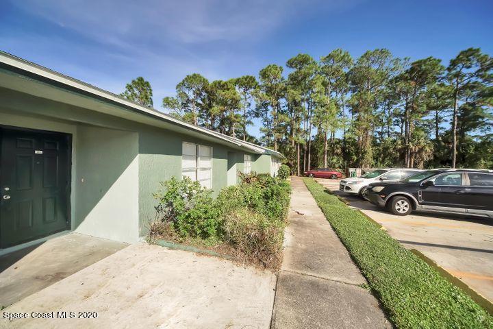 1914 Agora Cir SE in Palm Bay, FL - Building Photo