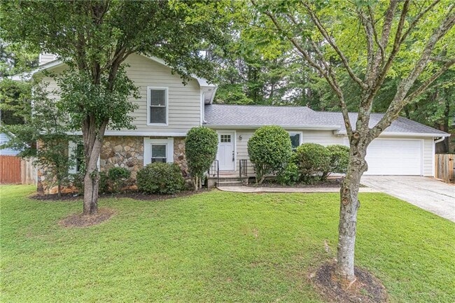495 Ansley Dr