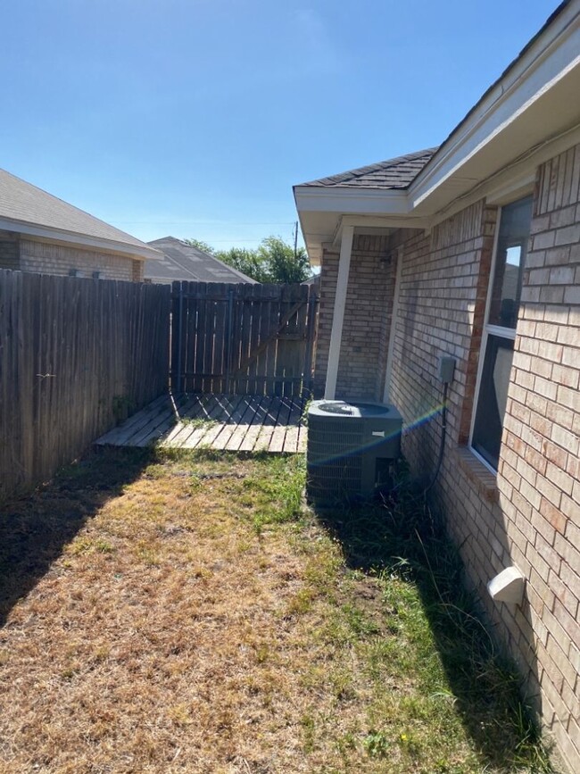 property at 2801 Seabiscuit Dr