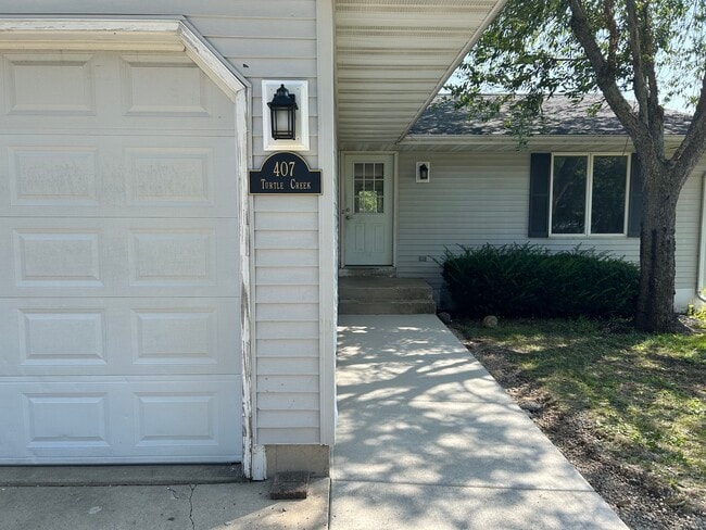 property at 405 Turtle Creek Dr