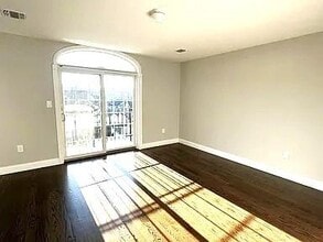 37 Creston Pl in Staten Island, NY - Building Photo - Building Photo