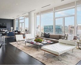 2323 N Houston St in Dallas, TX - Foto de edificio - Building Photo