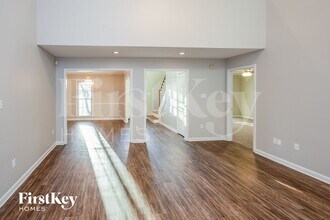 2048 Bohemia Cove in Memphis, TN - Foto de edificio - Building Photo