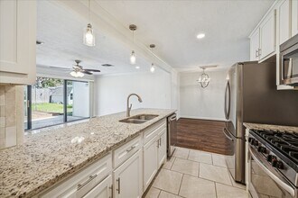 5226 Nina Lee Ln in Houston, TX - Building Photo - Building Photo