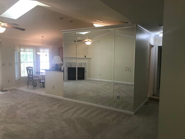 113 Battlefield Rd in Locust Grove, VA - Building Photo - Building Photo