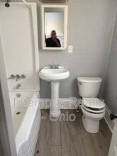 112 E 2nd St in Girard, OH - Building Photo - Building Photo