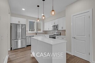 20935-20925 25 Ave NW in Edmonton, AB - Building Photo