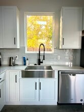 6908-2 Carver Ave in Austin, TX - Foto de edificio - Building Photo