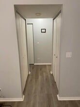 4202 Central Rd, Unit 1B in Glenview, IL - Building Photo - Building Photo